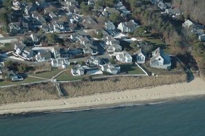 A bird's eye view.  We are the 3rd house on the right from the stairs to the beach.