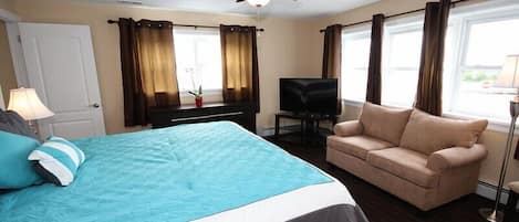 Master Bedroom overlooking Ocean and Beach