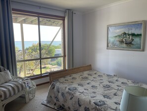2nd downstairs bedroom