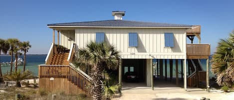 105' private beachfront property directly on Santa Rosa Sound with 220' dock.