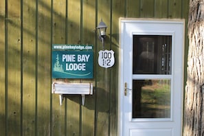 PineBayLodge.com