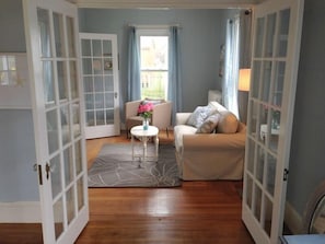 Den Picture 1