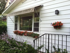 Stair to front door