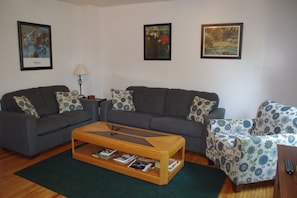 Living room: GH North (3 bed apt)