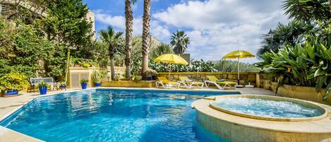 Pool and Jacuzzi