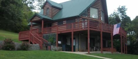 Riverfront Log Cabin.