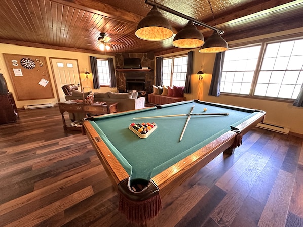 Game Cabin: Pool Table, Bumper pool, Darts, Nintendo, Pinball, Board games, etc.