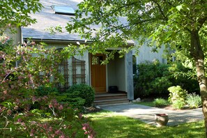 Entry way to house from garden