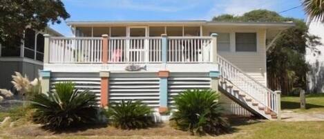 Perfect Classic Folly Beach Style House