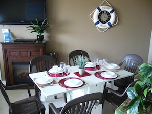 Dining Area Table set for Six