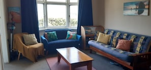 3 bedrooms come off lounge
