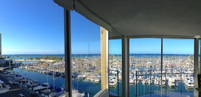  Sanitized Luxury,  Corner, 2 X the View, Ocean Front , Real 1 BDR new King Bed 