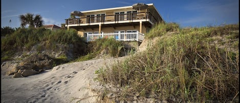 Angel Inn the Sand from the beach