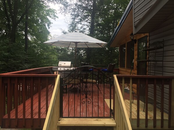 Deck with seating for six and grill