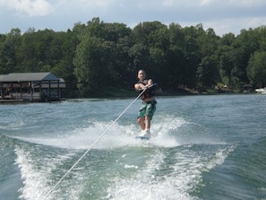 Boat rentals at several locations on the lake 