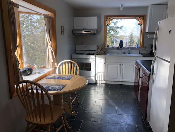 Sunny Bay window, slate floor kitchen.  Clean.  Gas stove.  Central VAC.