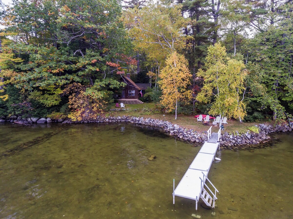 Classic and adorable Maine camp on North Pond in the Belgrade Lakes