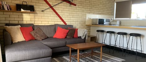Lounge / Living Area 