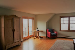 3rd floor master bedroom with ocean views