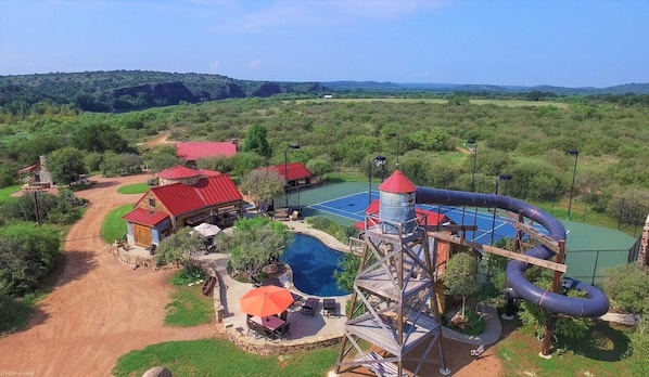 Resort setting at Red Sands Ranch.