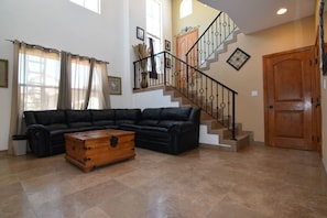 San Felipe pool side rental villa 9-3 - first floor living room