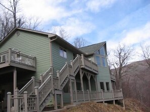 house showing entry decks