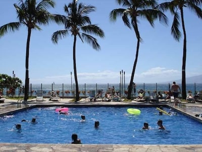 HUGE SAVINGS!  Beautiful Ocean View Maui Condo!  BOOK NOW!