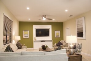 Main Lounge