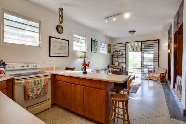 Bright Eat in Kitchen and Living Room.