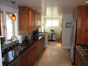 Kitchen left