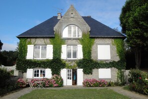 Façade Est. Face à la plage