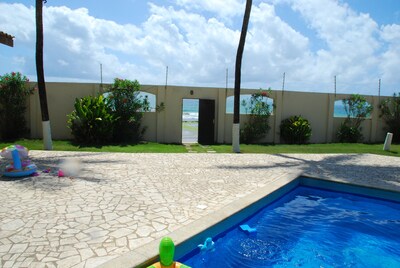 Excelente Casa 8 Suites na Beira Mar, Piscina,Churrasqueira, Boate,Quiosque, Per