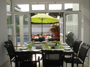 Outdoor dining