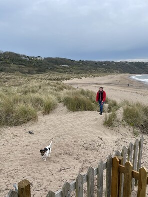 Direct access onto beach
