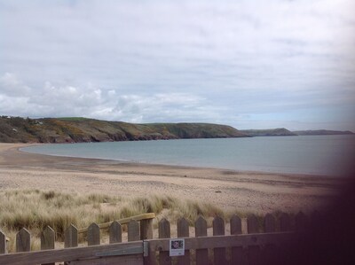 Cottage On The Beach