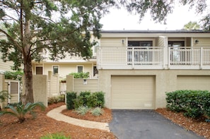 Front of townhome