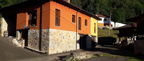 Vivienda y aparcamiento 