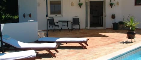 Exclusive pool side apartment high in the hills above Loule.