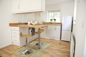 Studio 1 kitchen and dining area