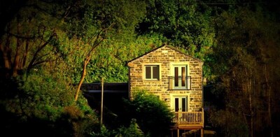 A Stylish And Comfortable Base In Hebden Bridge