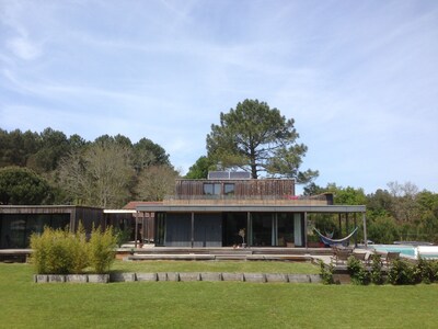 Villa Moutic 200m2 con piscina, terraza panorámica gran jardín.