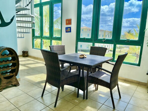 Spacious and luminous areas