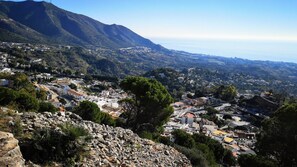 Mountain walks 5 minutes from house. Amazing views of the sierra Mijas & sea.