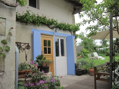Charaktervolle Dorfhaus im Herzen der Grünen Venedig, Westfrankreich