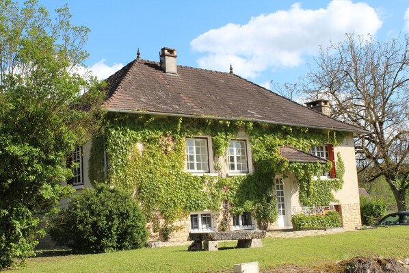 Front garden and house