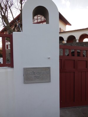 Exterior detail