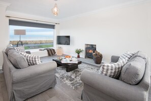 Living room with fabulous sea view