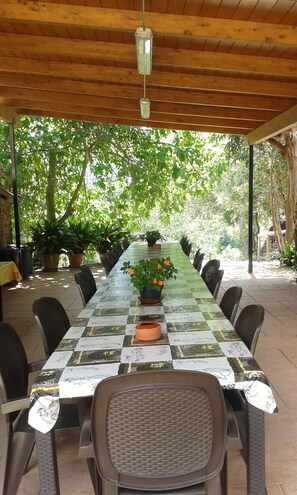 Outdoor dining