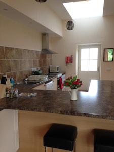 Spacious two bedroom single storey self catering accommodation. Rural setting.