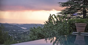 Sunset from the pool towards lac Cassien